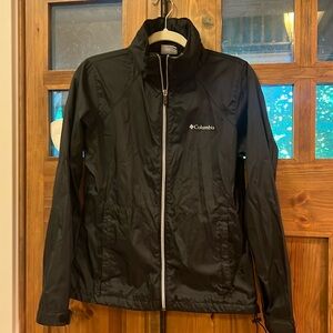 Columbia rain jacket ☔️